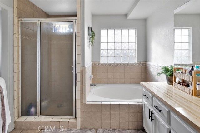 15888 Saint Timothy, Apple Valley, CA 92307