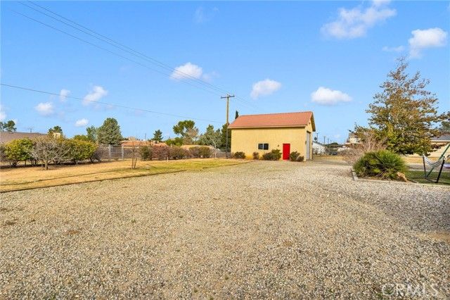 15888 Saint Timothy, Apple Valley, CA 92307