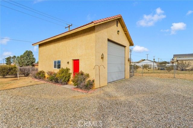 15888 Saint Timothy, Apple Valley, CA 92307