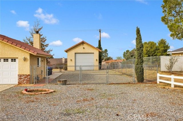 15888 Saint Timothy, Apple Valley, CA 92307