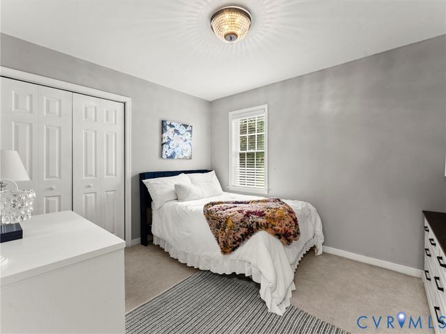 548 Brighton Dr, North Chesterfield, VA 23235