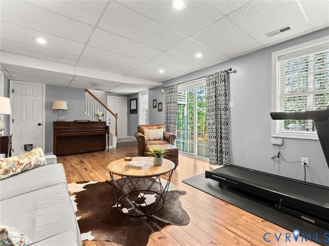 548 Brighton Dr, North Chesterfield, VA 23235