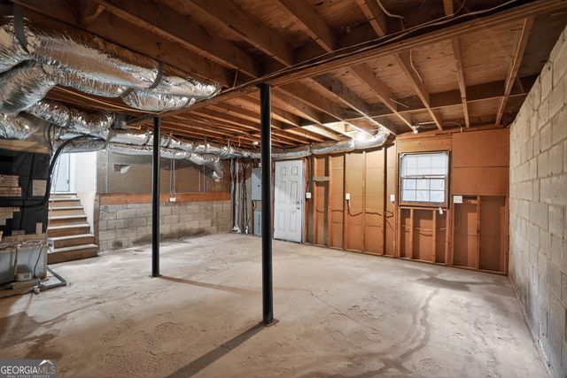 1959 Copperfield Circle, Decatur, GA 30035