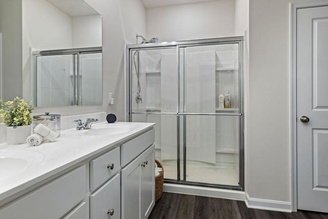 411 STONEWALL JACKSON BLVD, Staunton, VA 24401