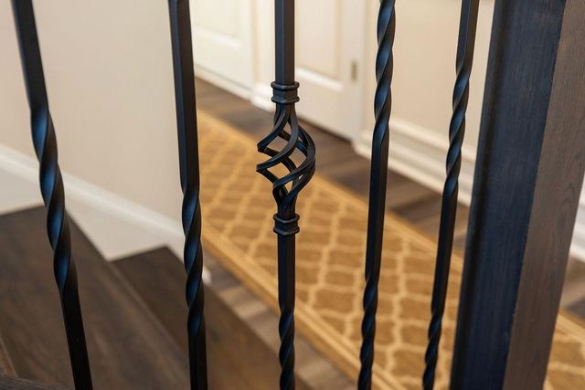 411 STONEWALL JACKSON BLVD, Staunton, VA 24401