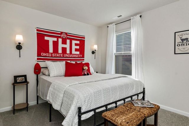 411 STONEWALL JACKSON BLVD, Staunton, VA 24401