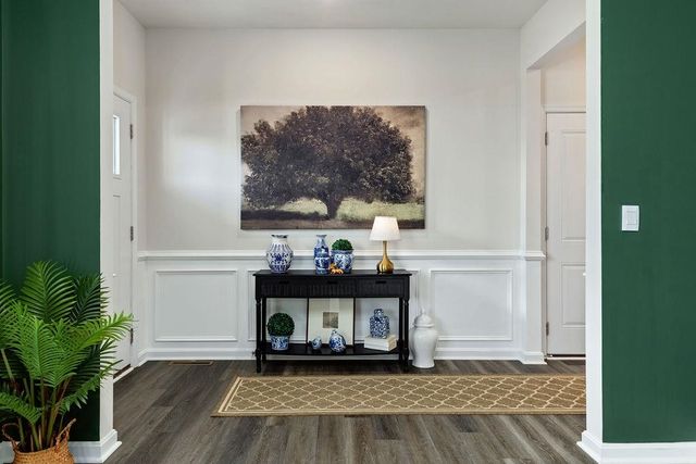 411 STONEWALL JACKSON BLVD, Staunton, VA 24401