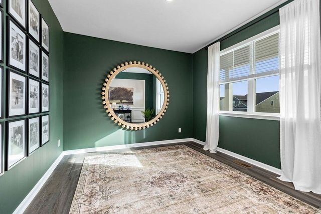 411 STONEWALL JACKSON BLVD, Staunton, VA 24401