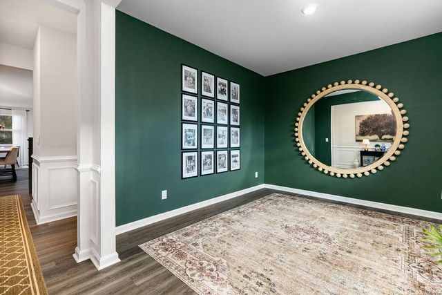 411 STONEWALL JACKSON BLVD, Staunton, VA 24401