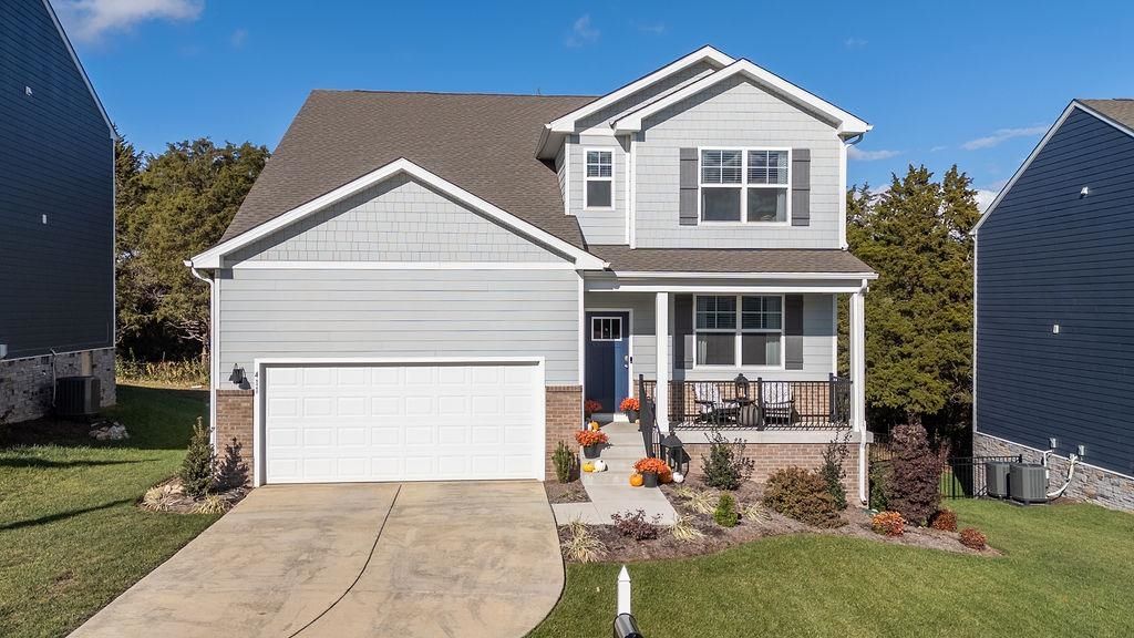 411 STONEWALL JACKSON BLVD, Staunton, VA 24401