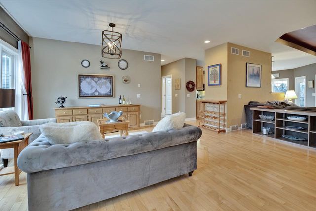 3753 Coachman Way, Cross Plains, WI 53528