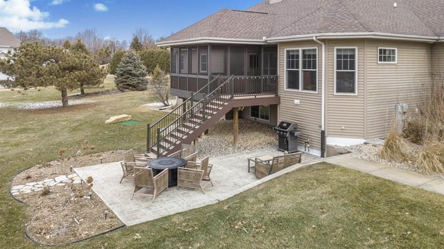 3753 Coachman Way, Cross Plains, WI 53528