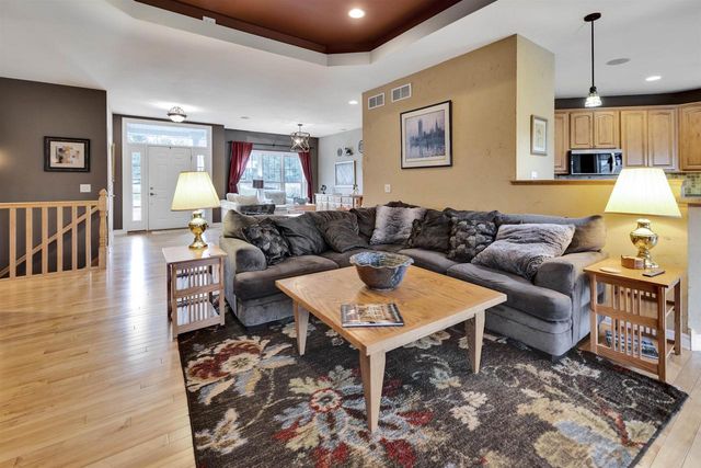 3753 Coachman Way, Cross Plains, WI 53528