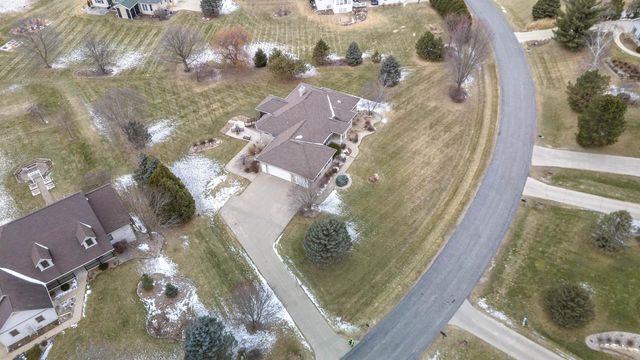 3753 Coachman Way, Cross Plains, WI 53528