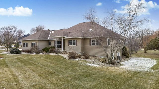 3753 Coachman Way, Cross Plains, WI 53528