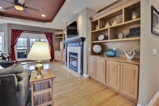 3753 Coachman Way, Cross Plains, WI 53528