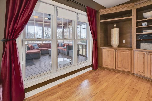 3753 Coachman Way, Cross Plains, WI 53528