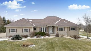 3753 Coachman Way, Cross Plains, WI 53528