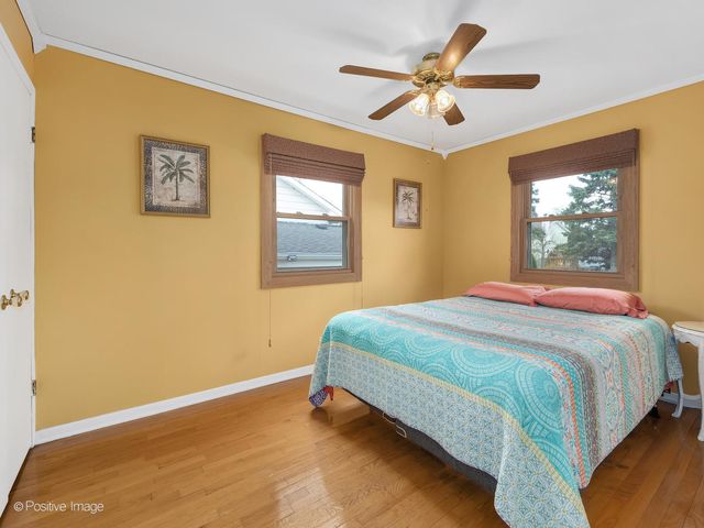 1406 E Elm Street, Wheaton, IL 60189