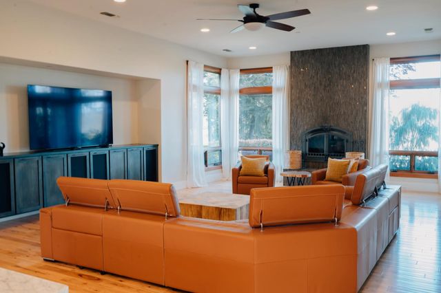 6275 Chablis Dr, Shingle Springs, CA 95682