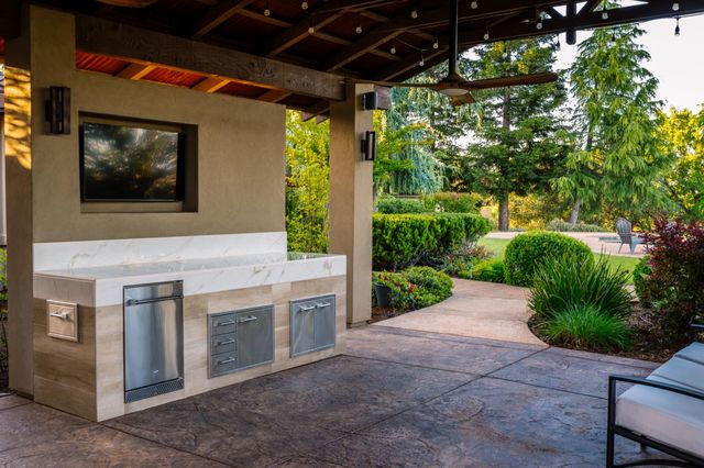 6275 Chablis Dr, Shingle Springs, CA 95682