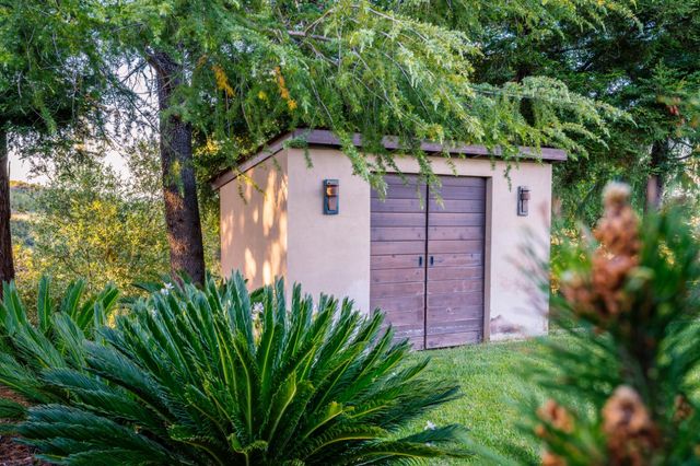 6275 Chablis Dr, Shingle Springs, CA 95682