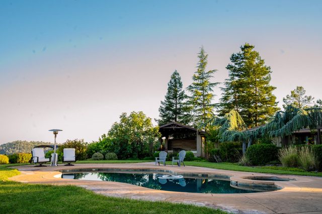 6275 Chablis Dr, Shingle Springs, CA 95682