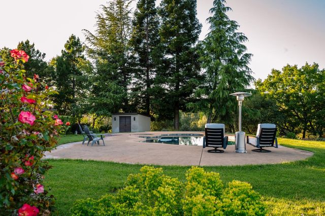 6275 Chablis Dr, Shingle Springs, CA 95682