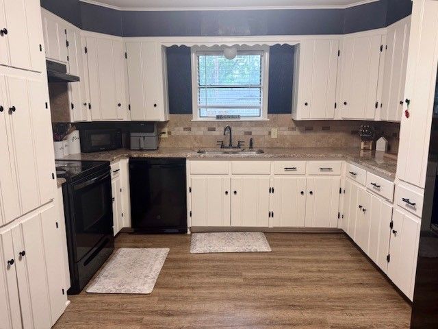 2002 Mimosa Drive, Corsicana, TX 75110