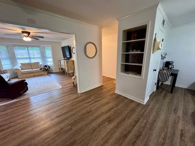 2002 Mimosa Drive, Corsicana, TX 75110