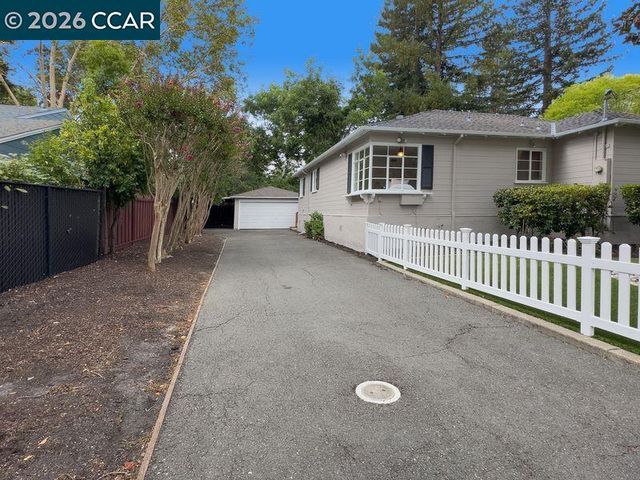 4053 Marianne Dr, Lafayette, CA 94549