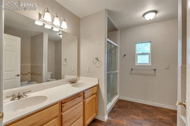 1038 Tenderfoot Drive, Larkspur, CO 80118