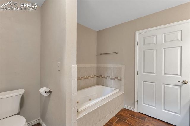 1038 Tenderfoot Drive, Larkspur, CO 80118