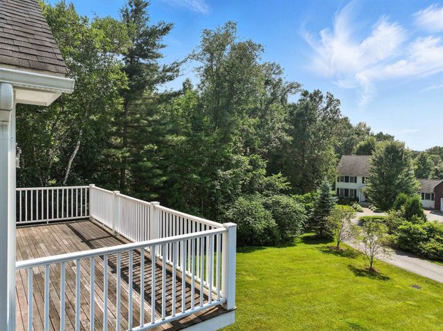 71 Lilly Creek Lane, Shelburne, VT 05482