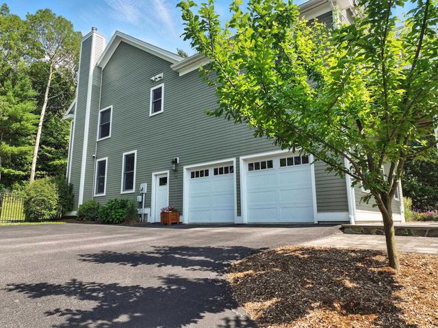 71 Lilly Creek Lane, Shelburne, VT 05482