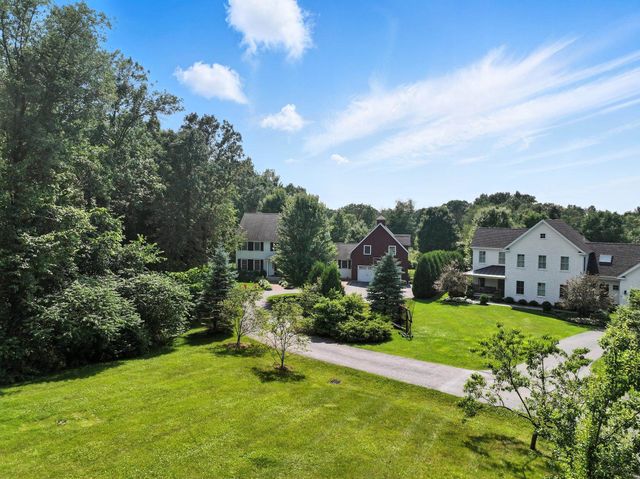 71 Lilly Creek Lane, Shelburne, VT 05482