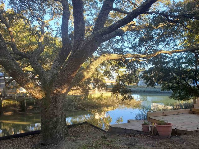 361 E Canal St., Garden City Beach, SC 29576