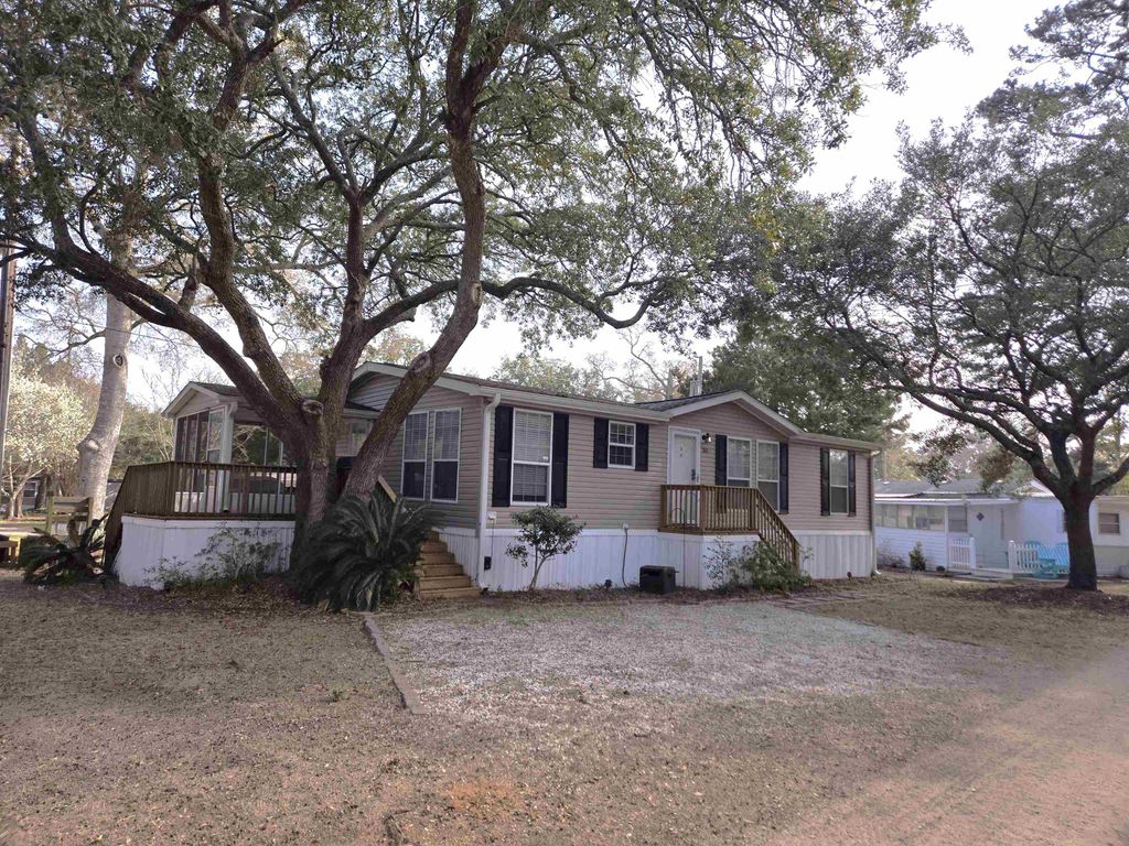 361 E Canal St., Garden City Beach, SC 29576