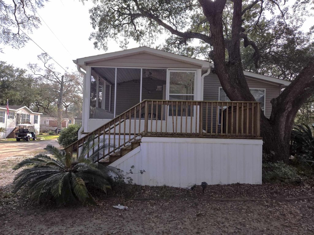 361 E Canal St., Garden City Beach, SC 29576 — photo 3