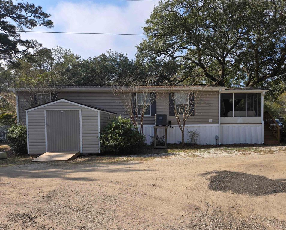 361 E Canal St., Garden City Beach, SC 29576 — photo 4