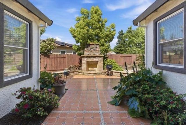 5120 Aktis Ct, Rocklin, CA 95765