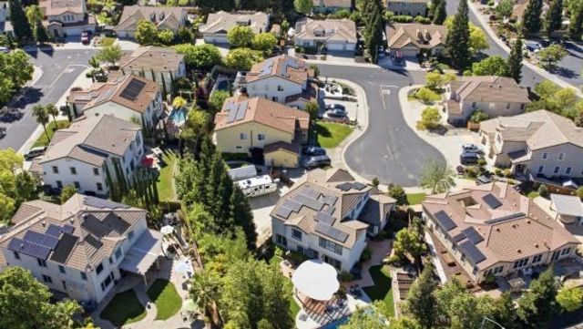 5120 Aktis Ct, Rocklin, CA 95765