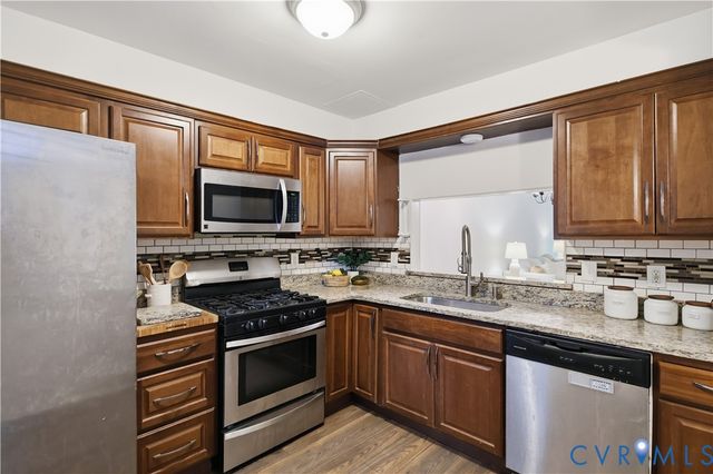 10308 Iron Mill Rd, North Chesterfield, VA 23235