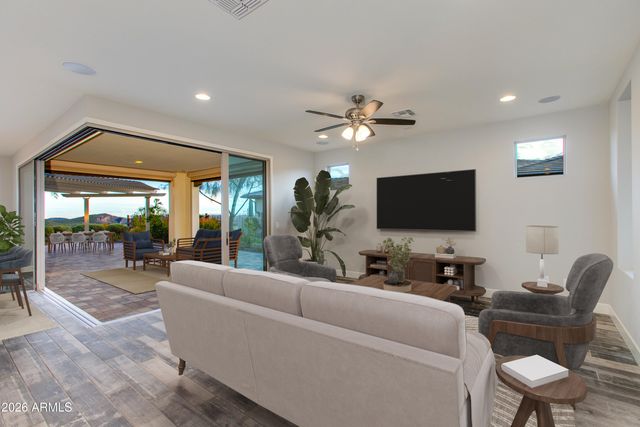 4413 Noble Drive, Wickenburg, AZ 85390