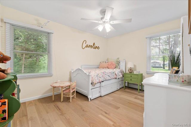 23 Overlook Drive, Laurel Hollow, NY 11791