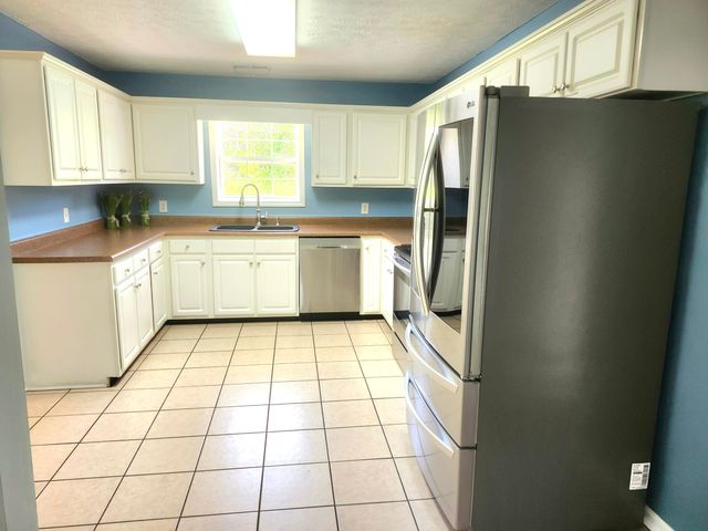 83 Harts Pl Drive, Somerset, KY 42501