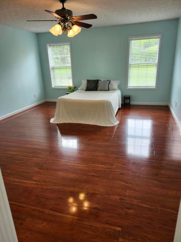 83 Harts Pl Drive, Somerset, KY 42501