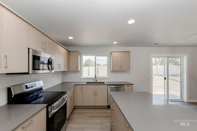 18431 N Trumpet Lily Ave, Nampa, ID 83687