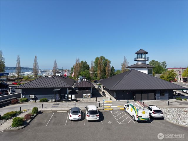 265 F Street, Blaine, WA 98230