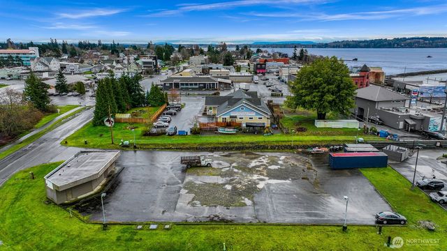 265 F Street, Blaine, WA 98230